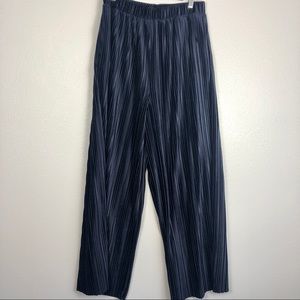 J.O.A. Wide Leg Velvet Pants - Large